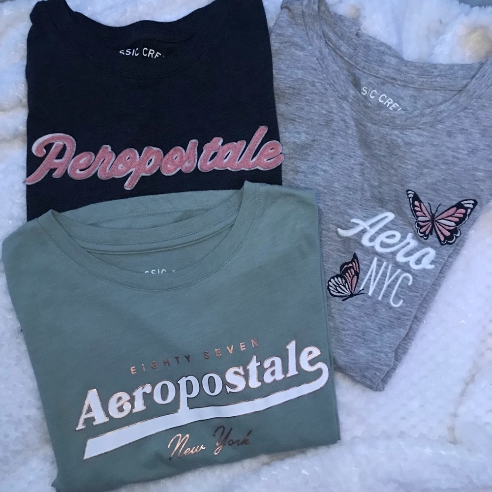 3 Shirt set of Aeropostale cap sleeve t shirts!